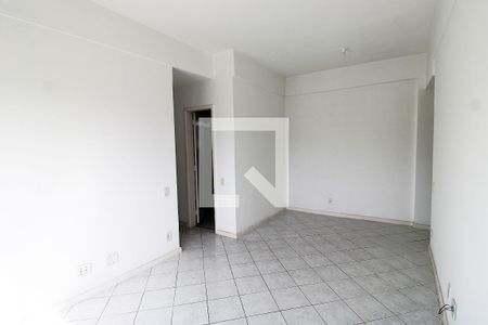 Sala de apartamento à venda com 2 quartos, 68m² em Del Castilho, Rio de Janeiro