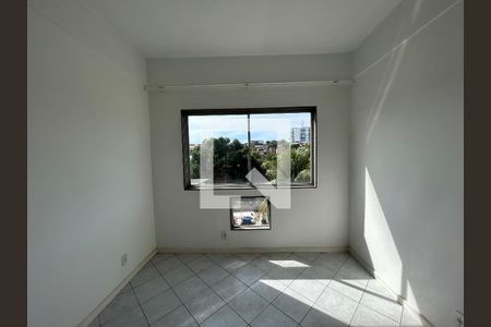 Sala de apartamento à venda com 2 quartos, 68m² em Del Castilho, Rio de Janeiro