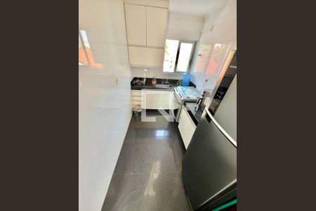 Cozinha de apartamento para alugar com 3 quartos, 140m² em Santa Amelia, Belo Horizonte