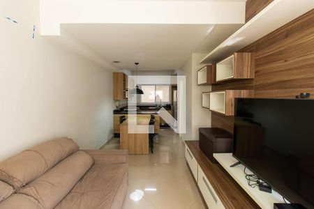 Casa de Condomínio para alugar com 2 quartos, 72m² em Chácara Canta Galo, Cotia