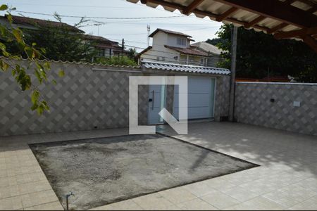 Quintal de casa de condomínio à venda com 3 quartos, 225m² em Taquara, Rio de Janeiro