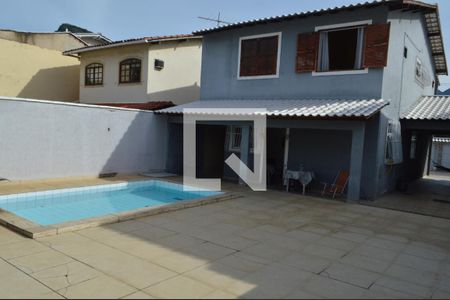 Piscina de casa de condomínio à venda com 3 quartos, 225m² em Taquara, Rio de Janeiro