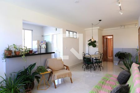 Sala de apartamento à venda com 3 quartos, 106m² em Sagrada Família, Belo Horizonte
