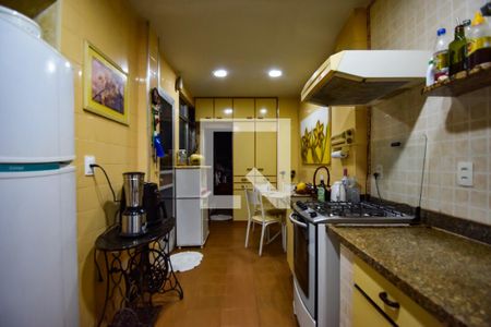Cozinha de apartamento à venda com 4 quartos, 82m² em Méier, Rio de Janeiro