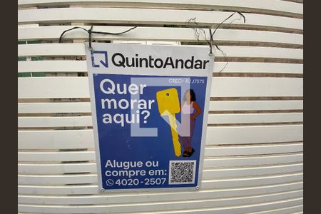 Plaquinha de casa à venda com 3 quartos, 220m² em Freguesia (jacarepaguá), Rio de Janeiro