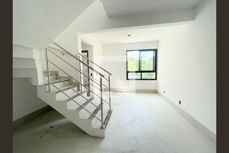 Sala/cozinha de apartamento à venda com 2 quartos, 167m² em Santo Antônio, Belo Horizonte