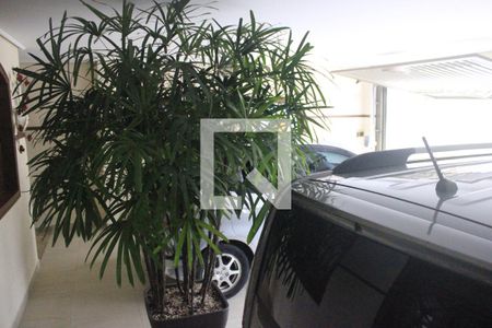 Garagem de casa à venda com 3 quartos, 180m² em Vila Carioca, Guarulhos