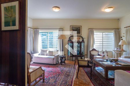 Casa à venda com 3 quartos, 216m² em Alto de Pinheiros, São Paulo