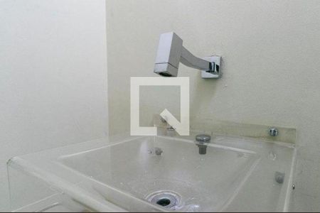 Casa à venda com 5 quartos, 182m² em Vila Antonina, São Paulo