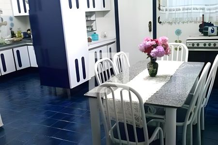 Casa à venda com 3 quartos, 260m² em Jardim Analia Franco, São Paulo