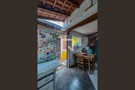 Casa à venda com 2 quartos, 250m² em Vila Prudente, São Paulo