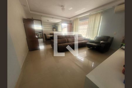 Casa à venda com 4 quartos, 400m² em Tatuapé, São Paulo