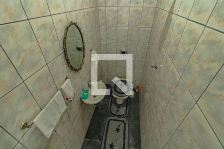 Banheiro de Serviço de casa à venda com 3 quartos, 175m² em Vila Mascote, São Paulo