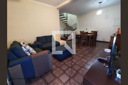 Casa à venda com 3 quartos, 210m² em Vila Heliopolis, São Paulo