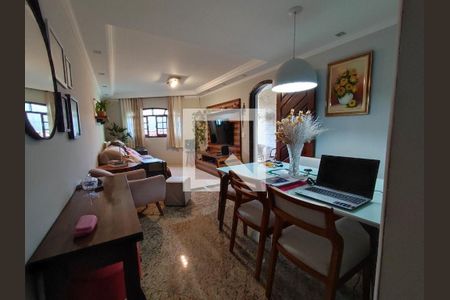 Casa à venda com 3 quartos, 150m² em Chácara Santo Antônio (Zona Sul), São Paulo