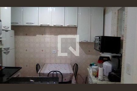 Casa à venda com 3 quartos, 83m² em Vila Carrão, São Paulo
