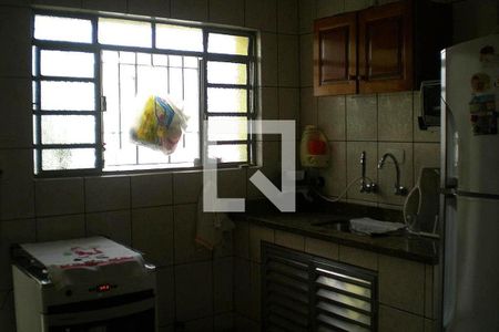 Casa à venda com 3 quartos, 226m² em Vila Regente Feijó, São Paulo