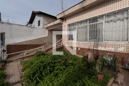 Quintal /Garagem de casa à venda com 3 quartos, 250m² em Jardim Guanca, São Paulo