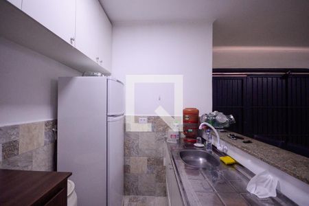 Garagem de casa à venda com 4 quartos, 291m² em Vila Brasilina, São Paulo