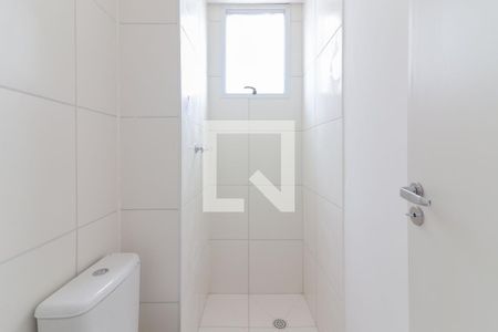 Banheiro de apartamento para alugar com 2 quartos, 43m² em Jaguaré, São Paulo