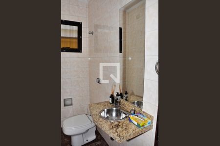 Lavabo de casa à venda com 4 quartos, 203m² em Parque Sao Domingos, São Paulo