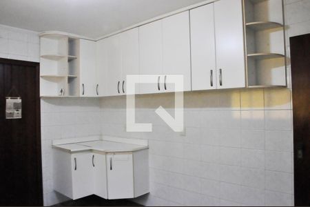 Cozinha de casa à venda com 4 quartos, 203m² em Parque Sao Domingos, São Paulo
