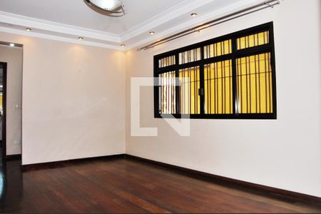 Sala de casa à venda com 4 quartos, 203m² em Parque Sao Domingos, São Paulo