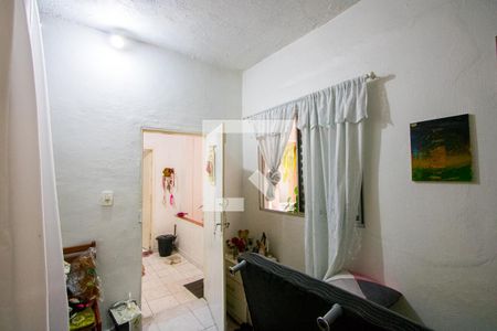 Quarto de serviço de casa à venda com 3 quartos, 89m² em Campestre, Santo André