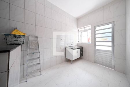 Sala/Cozinha de casa para alugar com 2 quartos, 43m² em Cangaiba, São Paulo