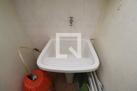 Área de Serviço de apartamento para alugar com 1 quarto, 60m² em Barra Funda, Guarujá