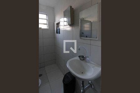 Banheiro de casa à venda com 3 quartos, 315m² em Jardim Sapopemba, São Paulo