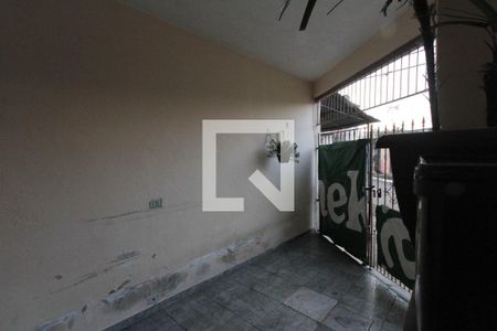 Garagem de casa à venda com 3 quartos, 315m² em Jardim Sapopemba, São Paulo
