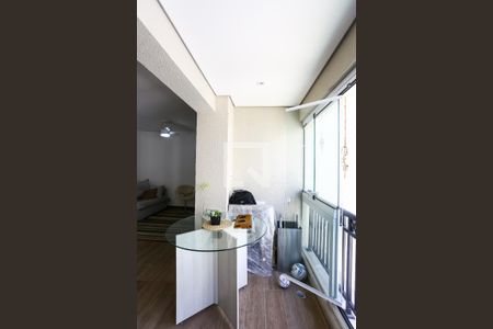 Varanda de apartamento à venda com 3 quartos, 76m² em Vila Suzana, São Paulo