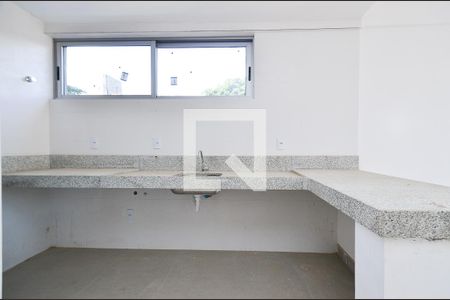 Cozinha de apartamento à venda com 2 quartos, 62m² em São Pedro, Belo Horizonte