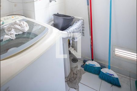 Área de serviço de apartamento à venda com 2 quartos, 55m² em Piraporinha, Diadema