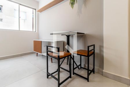 Detalhe Sala de apartamento para alugar com 1 quarto, 35m² em Centro, Curitiba