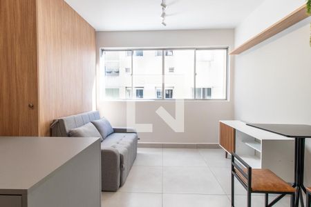 Sala/Cozinha de apartamento para alugar com 1 quarto, 35m² em Centro, Curitiba