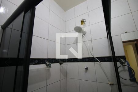 Banheiro de casa à venda com 2 quartos, 69m² em Penha Circular, Rio de Janeiro