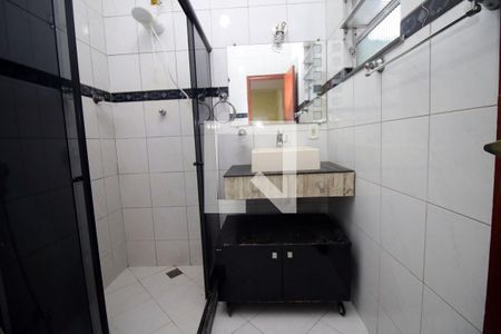 Banheiro de casa à venda com 2 quartos, 69m² em Penha Circular, Rio de Janeiro