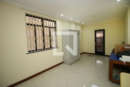Sala de casa à venda com 2 quartos, 69m² em Penha Circular, Rio de Janeiro