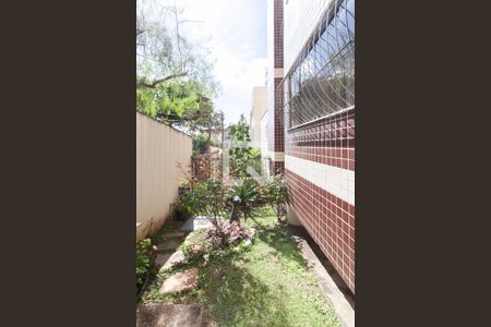 Jardim de apartamento à venda com 3 quartos, 107m² em Santa Amelia, Belo Horizonte