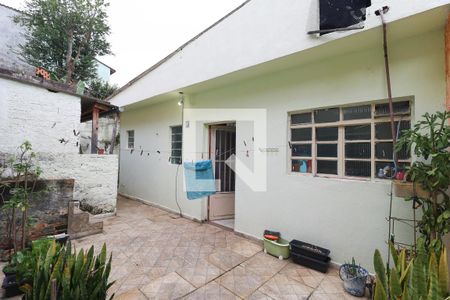 Quintal de casa à venda com 4 quartos, 240m² em Vila Leonor, São Paulo