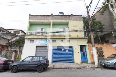 Fachada de casa à venda com 4 quartos, 240m² em Vila Leonor, São Paulo