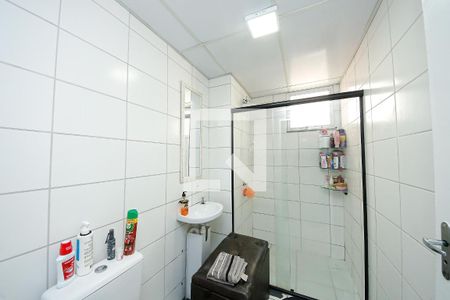 Banheiro Social de apartamento para alugar com 2 quartos, 50m² em Parque São Lourenço, São Paulo