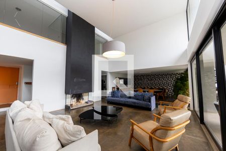 sala de casa de condomínio para alugar com 3 quartos, 280m² em Jardim Paulista, Barueri