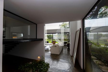 Hall de entrada de casa de condomínio para alugar com 3 quartos, 280m² em Jardim Paulista, Barueri
