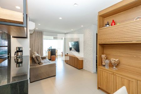 Apartamento à venda com 3 quartos, 105m² em Jardim das Acacias, São Paulo