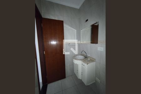 Lavabo de casa para alugar com 3 quartos, 110m² em Jardim Moncoes, Santo André