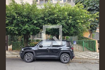 Fachada de casa à venda com 4 quartos, 350m² em Água Branca, São Paulo