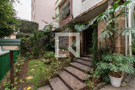 Garagem de casa à venda com 4 quartos, 350m² em Água Branca, São Paulo